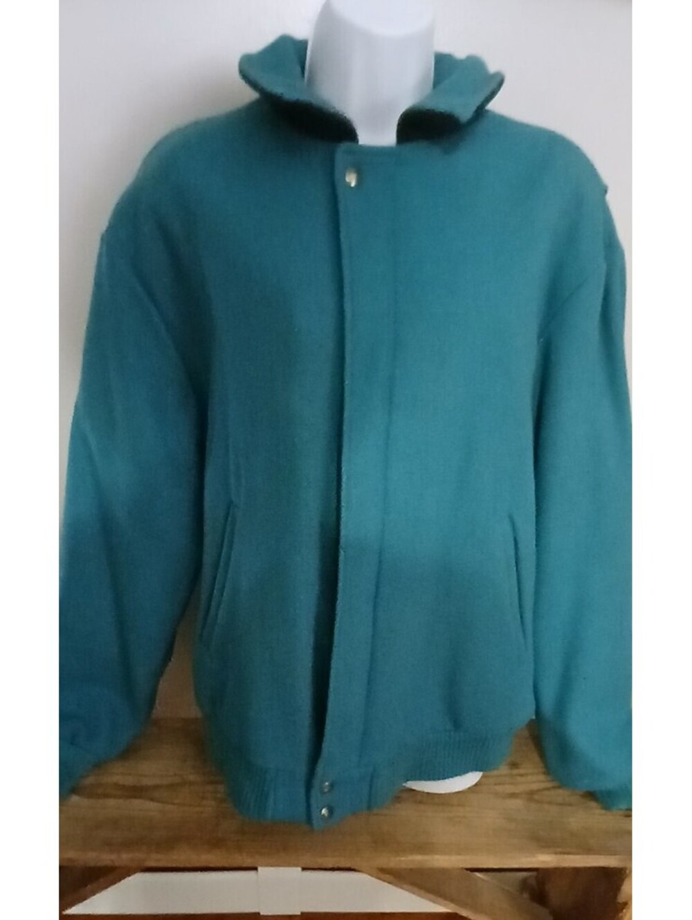 Vintage Woolrich men's Size Large Varsity Style Wool Jacket Teal